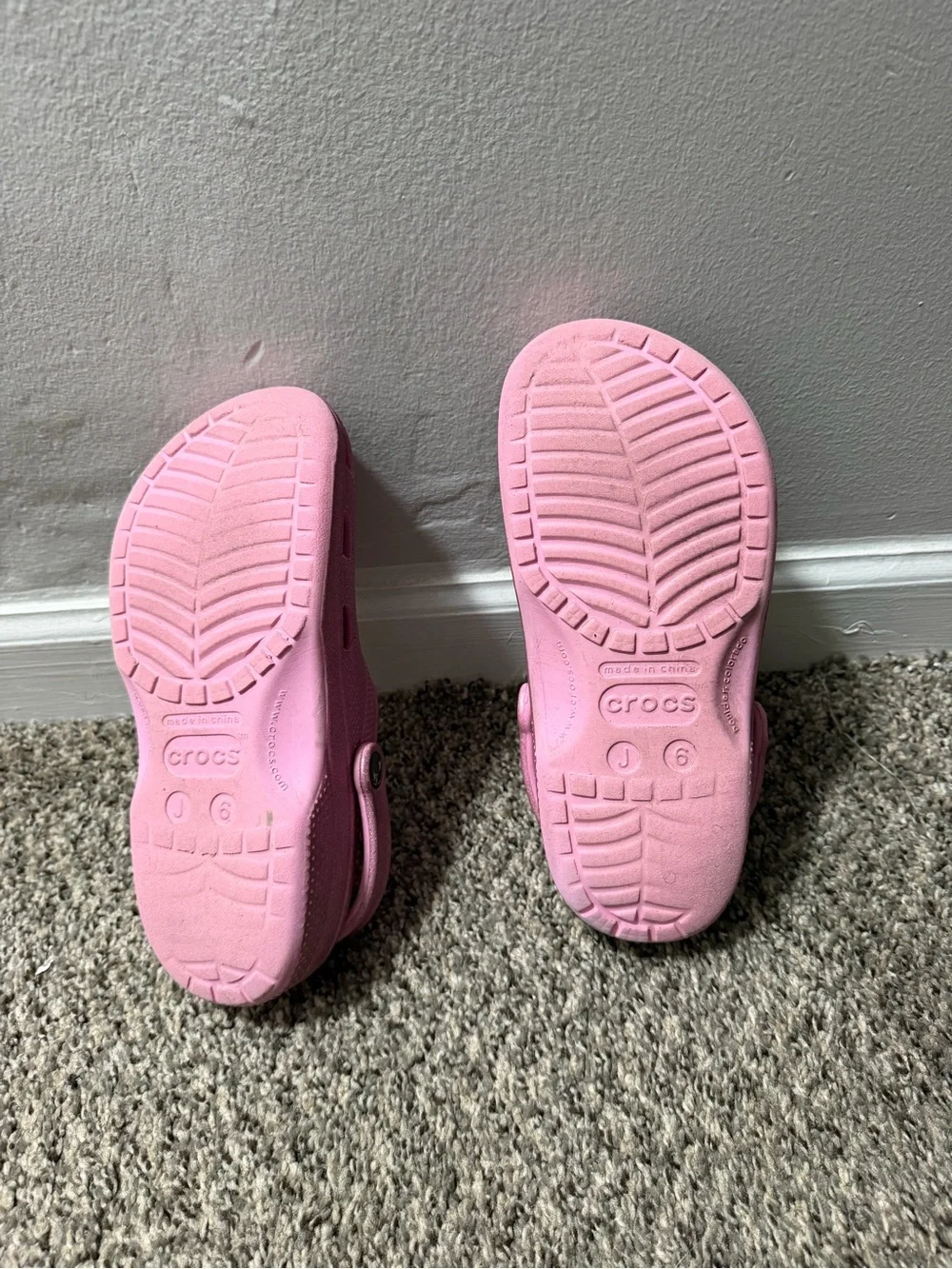 CROCS sparkling pink